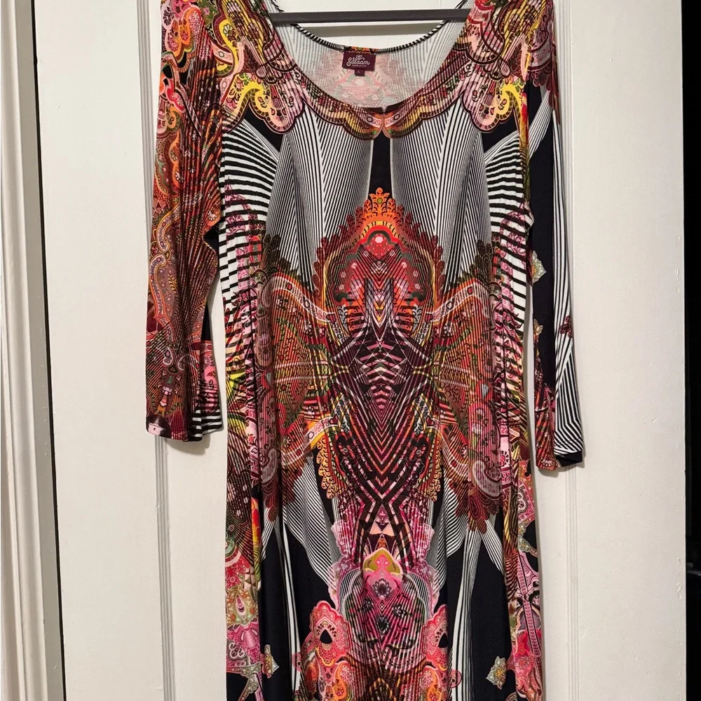 Multicolor Patterned Midi Dress - Picture 3 of 4